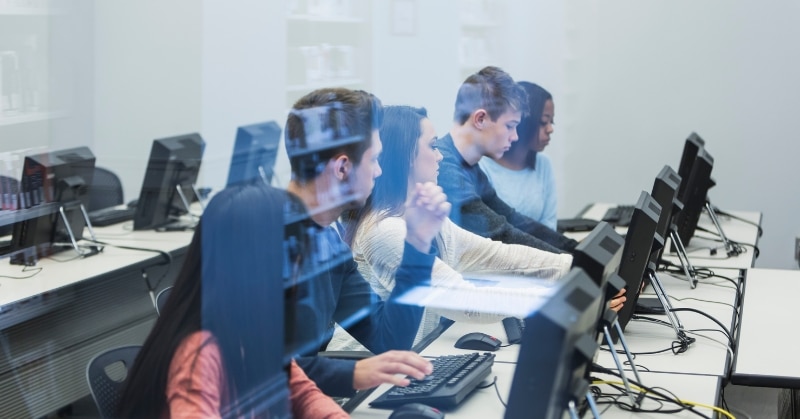 יתרונות ההכשרה במכללת SV College
